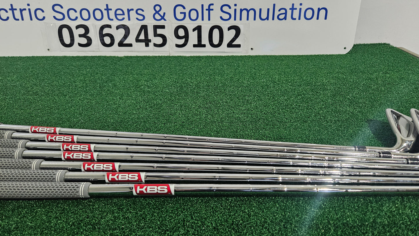 Wilson Staff DYNAPWR iron set 5-GW.